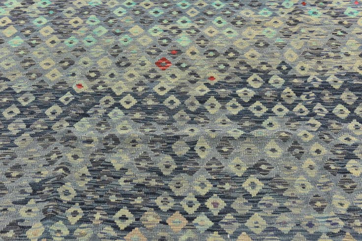 Detail image of 6' 8 x 8' 3 Hand Woven Kilim Maymana Wool Rug