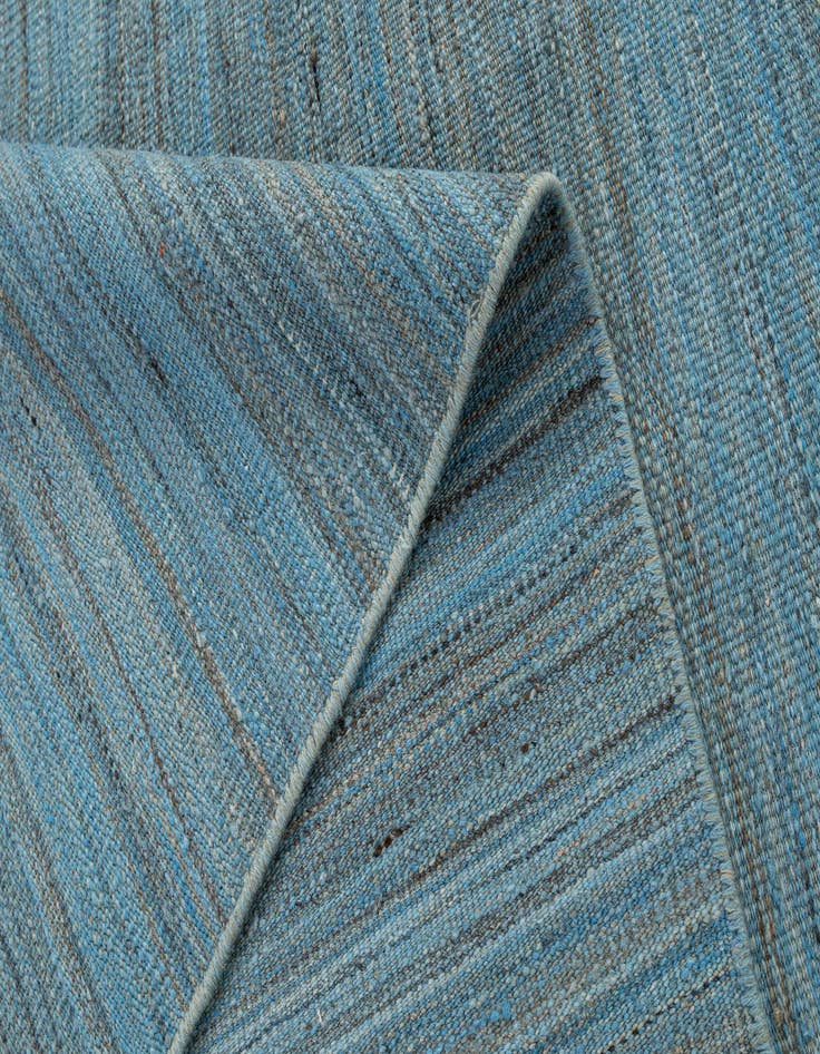 Detail image of 6' 4 x 9' 7  Hand Woven Kilim Modern Wool Rug