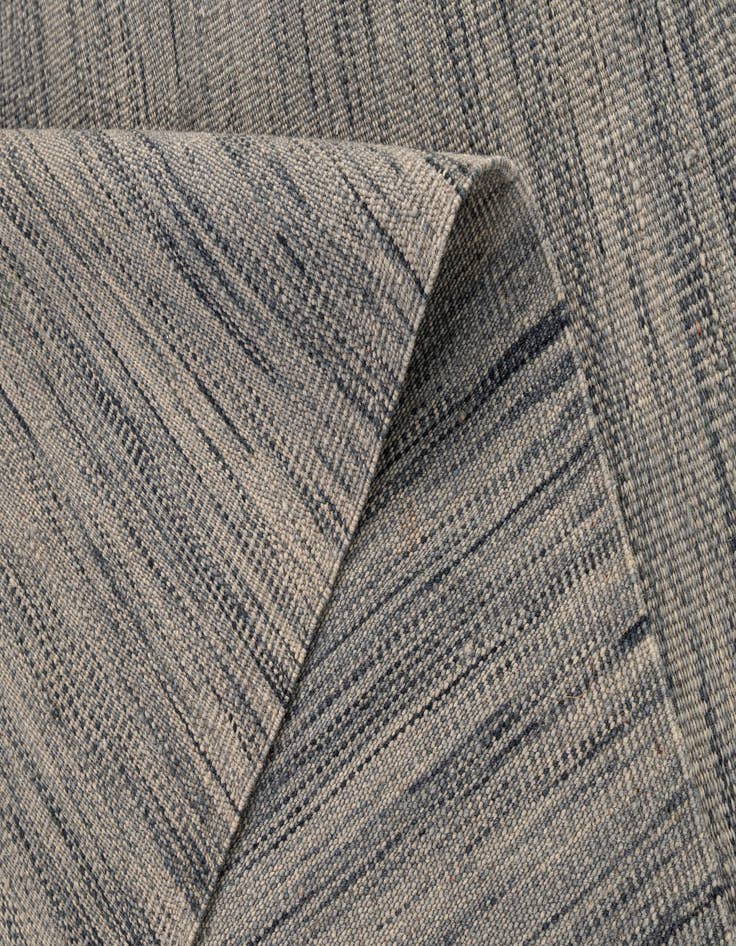 Detail image of 6' 5 x 10' 2  Hand Woven Kilim Modern Wool Rug