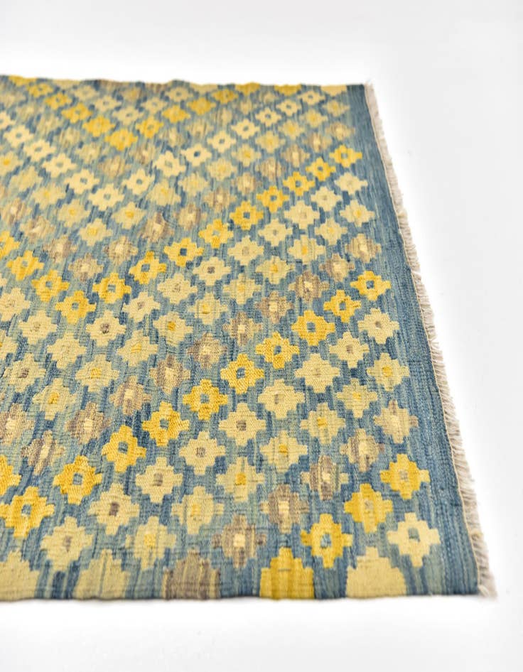 Detail image of 3' 4 x 5' Hand Woven Kilim Modern Wool Rug