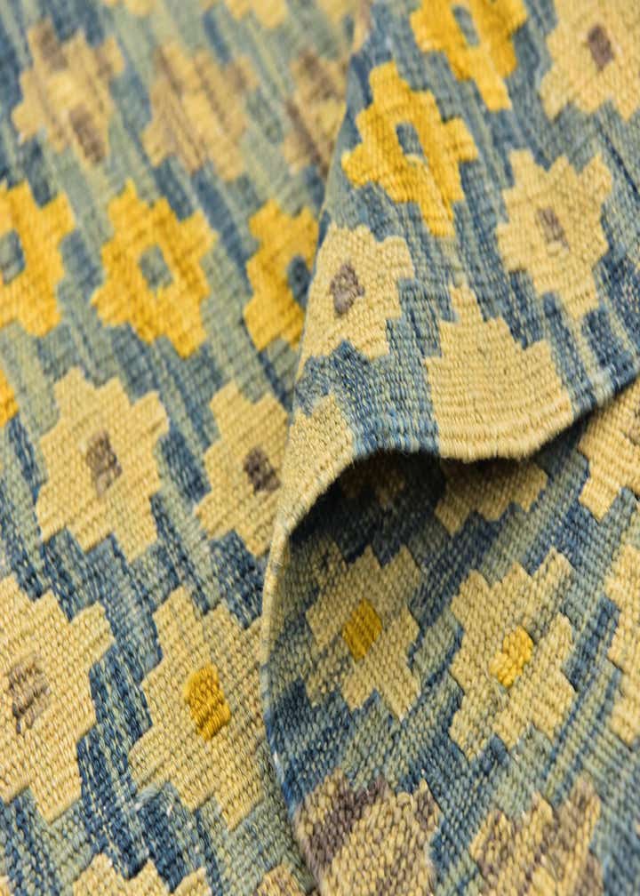 3' 4 x 5' Hand Woven Kilim Modern Wool Rug