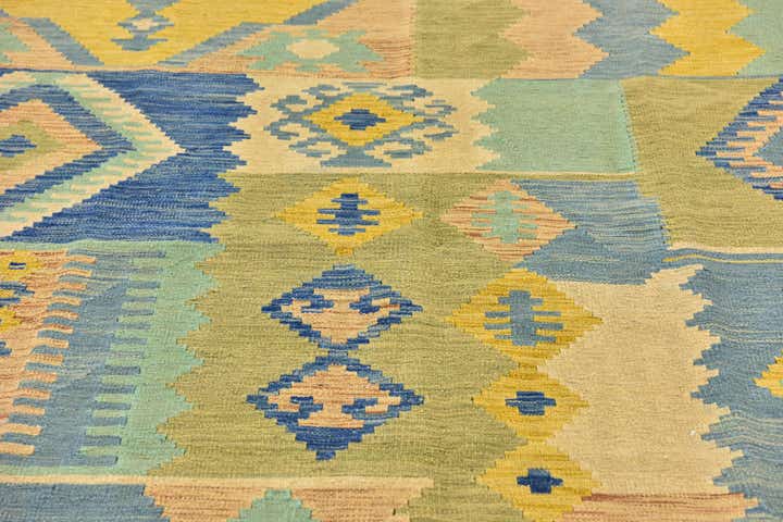 5' 9 x 8' Hand Woven Kilim Modern Wool Rug
