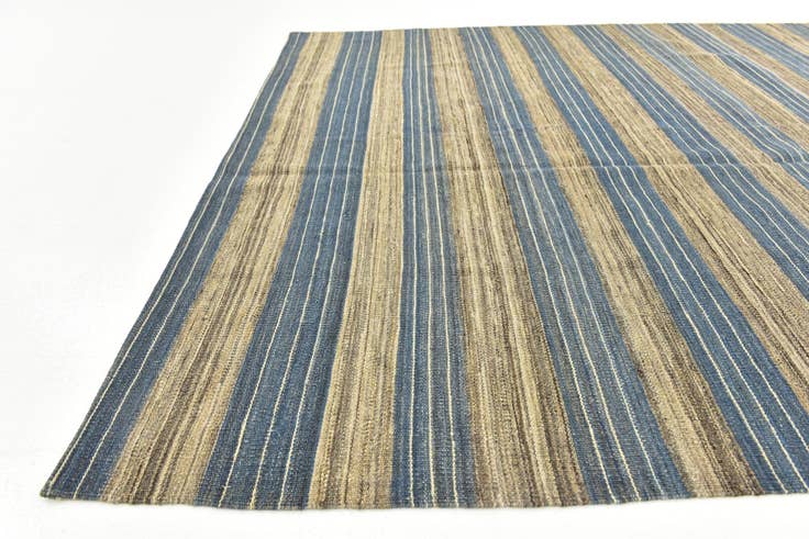 Detail image of 5' 10 x 7' 4 Hand Woven Kilim Modern Wool Rug