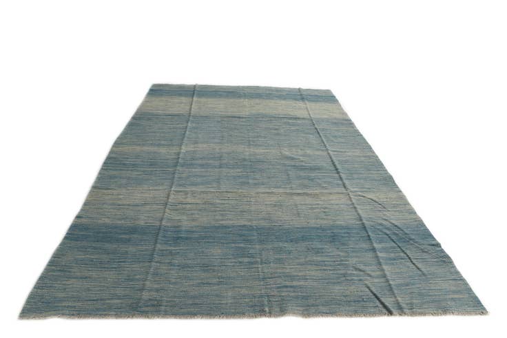 Detail image of 6' 7 x 9' 10 Hand Woven Kilim Modern Wool Rug