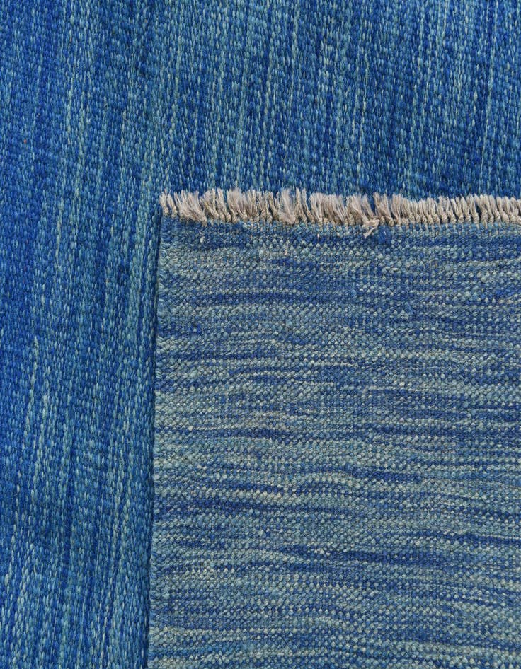 Detail image of 5' 2 x 6' 8  Hand Woven Kilim Modern Wool Rug