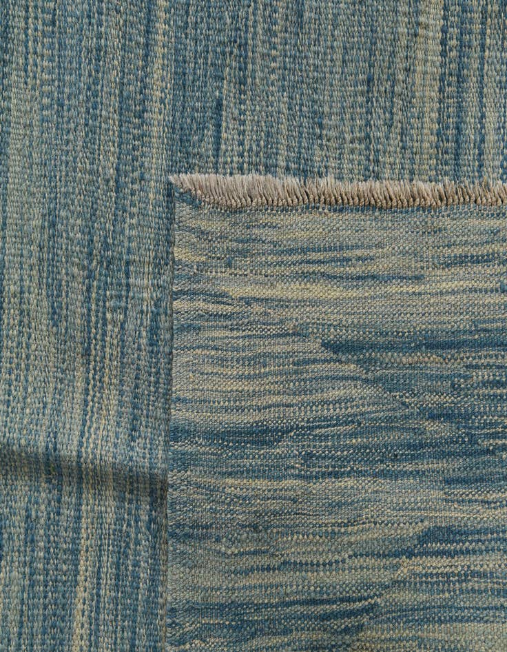 Detail image of 5' x 6' 6  Hand Woven Kilim Modern Wool Rug