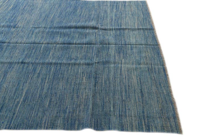 Detail image of 5' 7 x 7' 9 Hand Woven Kilim Modern Wool Rug