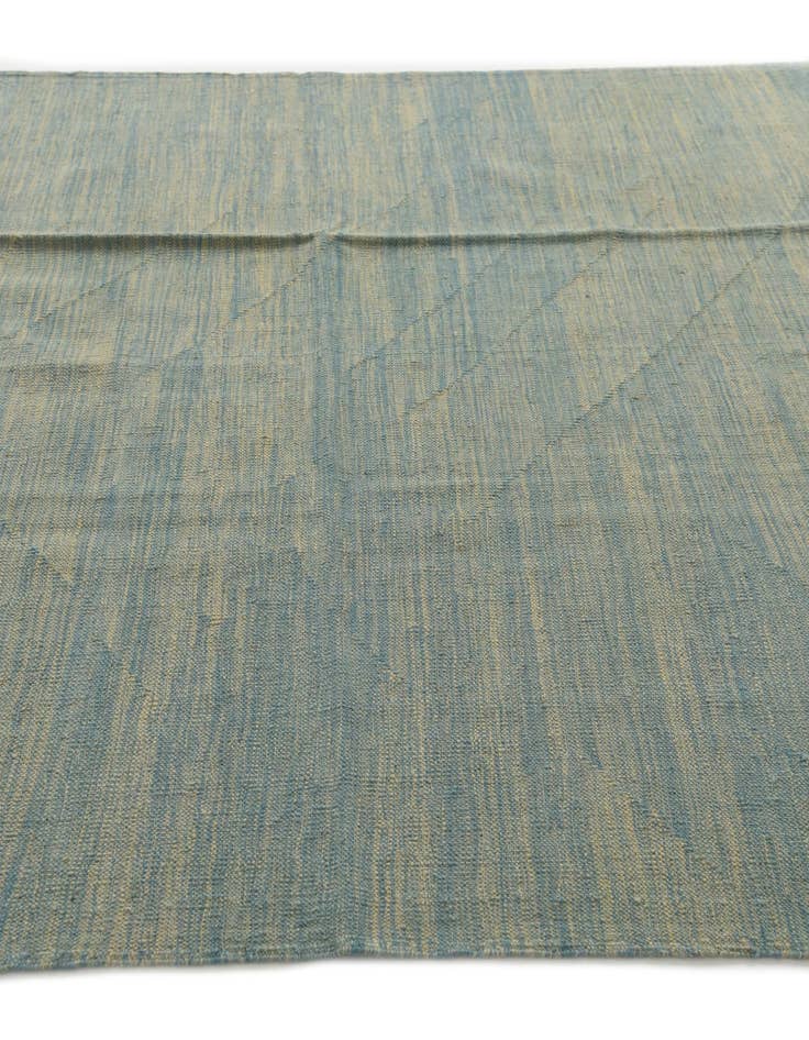 Detail image of 5' 4 x 8'  Hand Woven Kilim Modern Wool Rug