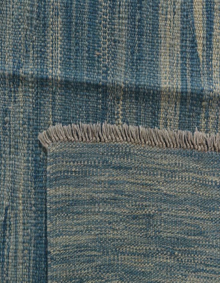 Detail image of 5' 10 x 8'  Hand Woven Kilim Modern Wool Rug