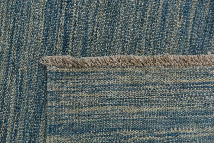 Detail image of 5' x 6' 7 Hand Woven Kilim Modern Wool Rug