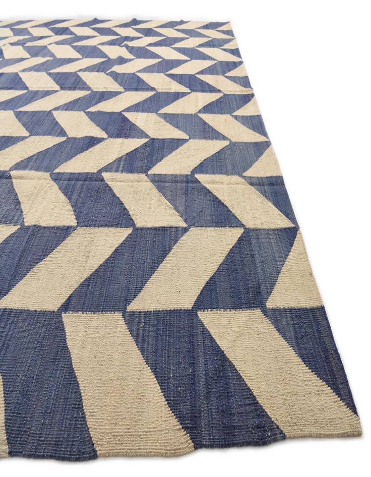Detail image of 10' 7 x 12' 8  Hand Woven Kilim Modern Wool Rug