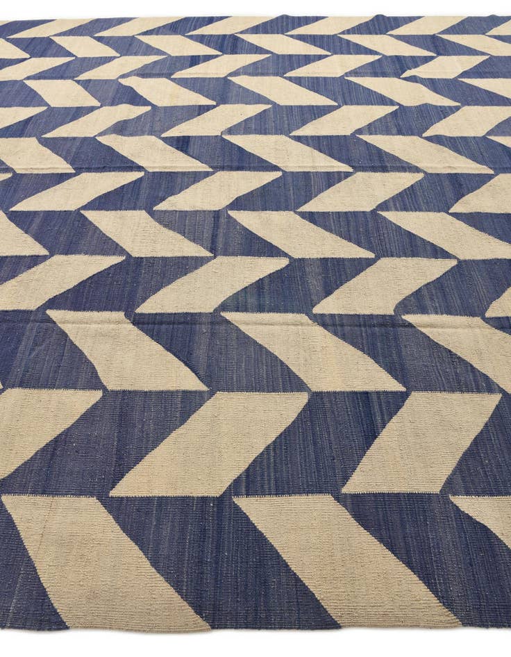 Detail image of 10' 7 x 12' 8  Hand Woven Kilim Modern Wool Rug