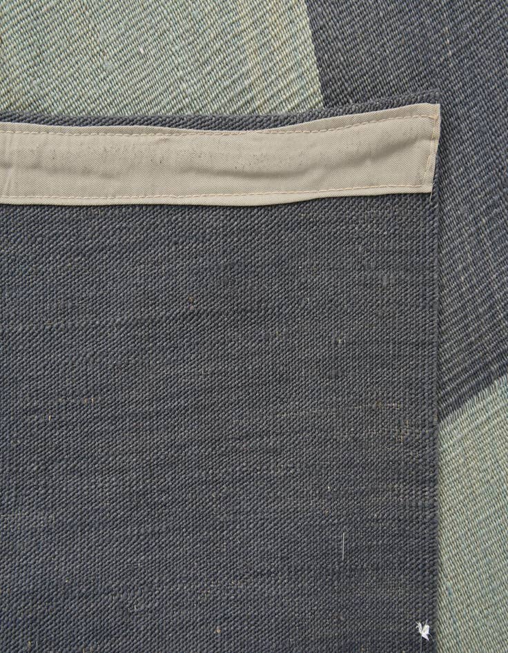 Detail image of 4' 11 x 6' 6  Hand Woven Kilim Modern Wool Rug