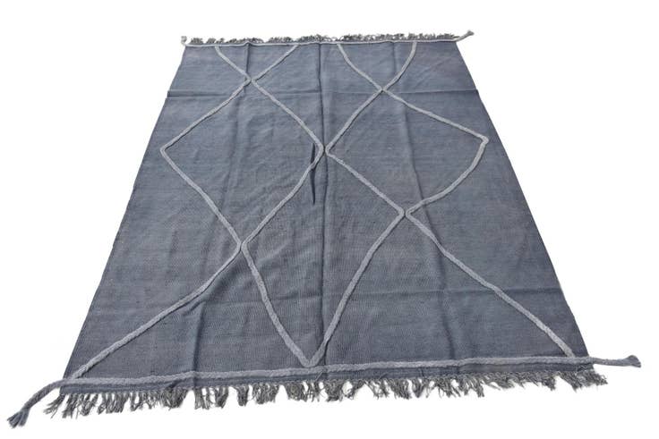 Detail image of 4' 8 x 6' 8 Hand Woven Kilim Modern Wool Rug