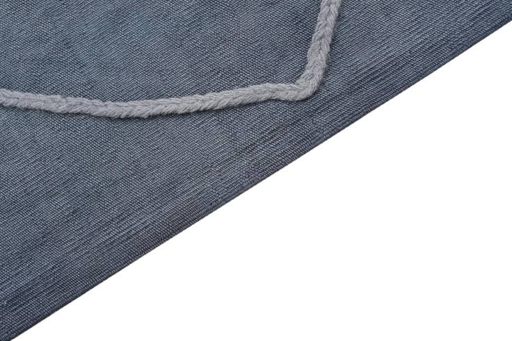 Detail image of 4' 8 x 6' 8 Hand Woven Kilim Modern Wool Rug