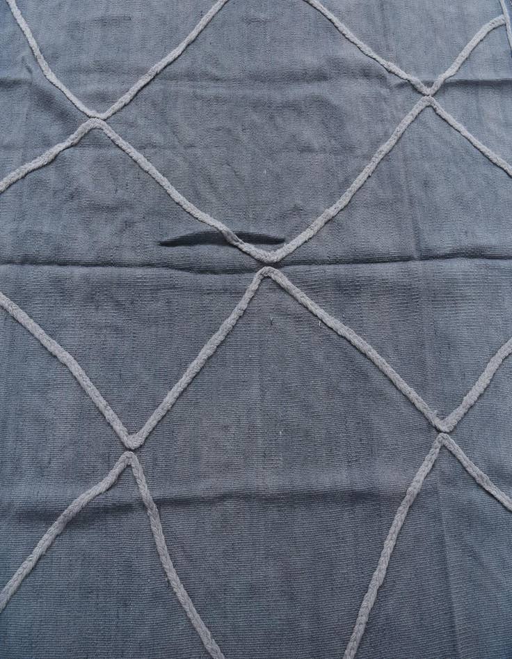 Detail image of 4' 8 x 6' 8  Hand Woven Kilim Modern Wool Rug