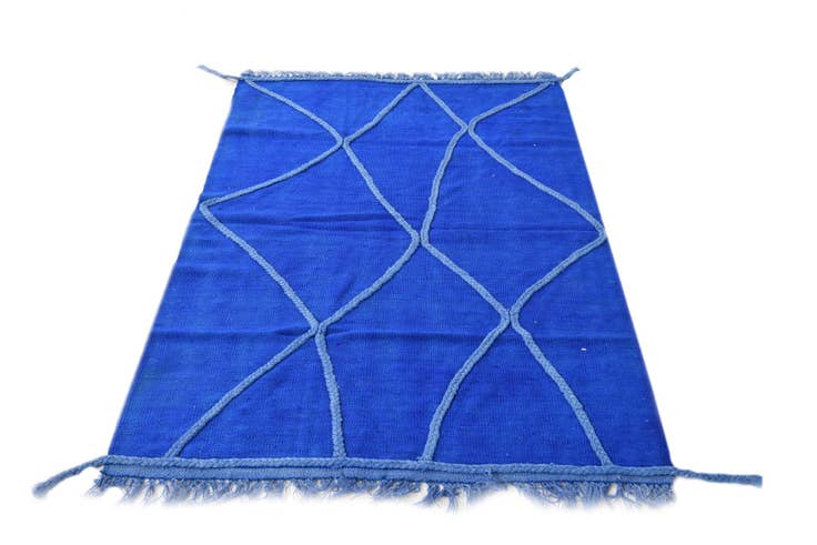 Detail image of 3' 4 x 5' 1 Hand Woven Kilim Modern Wool Rug