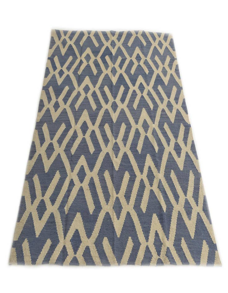 Detail image of 4' 9 x 5' 6  Hand Woven Kilim Modern Wool Rug