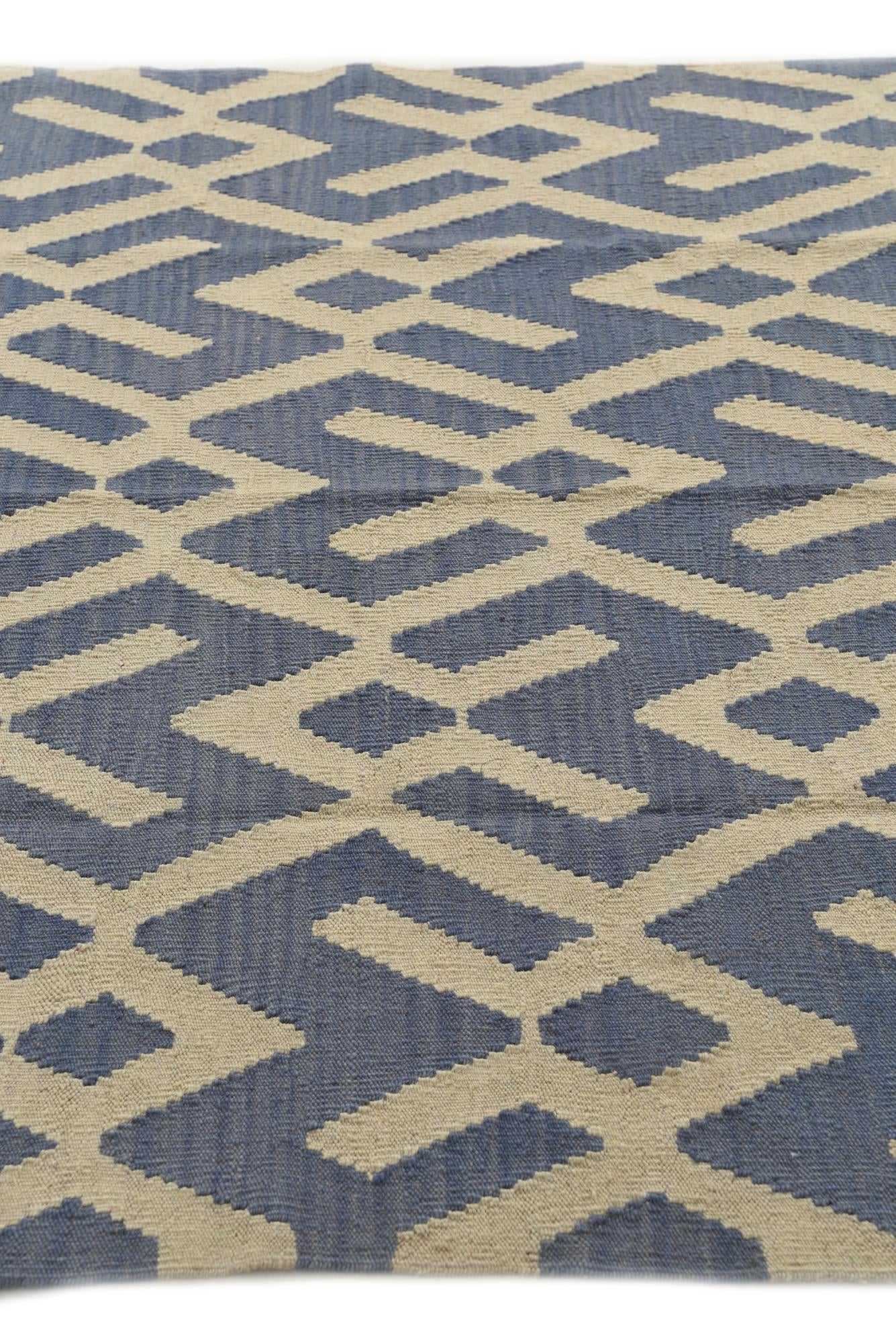 4' 9 x 5' 6 Hand Woven Kilim Modern Wool Rug