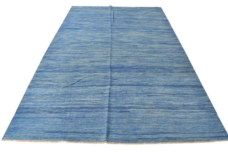Detail image of 6' 7 x 9' 10 Hand Woven Kilim Modern Wool Rug