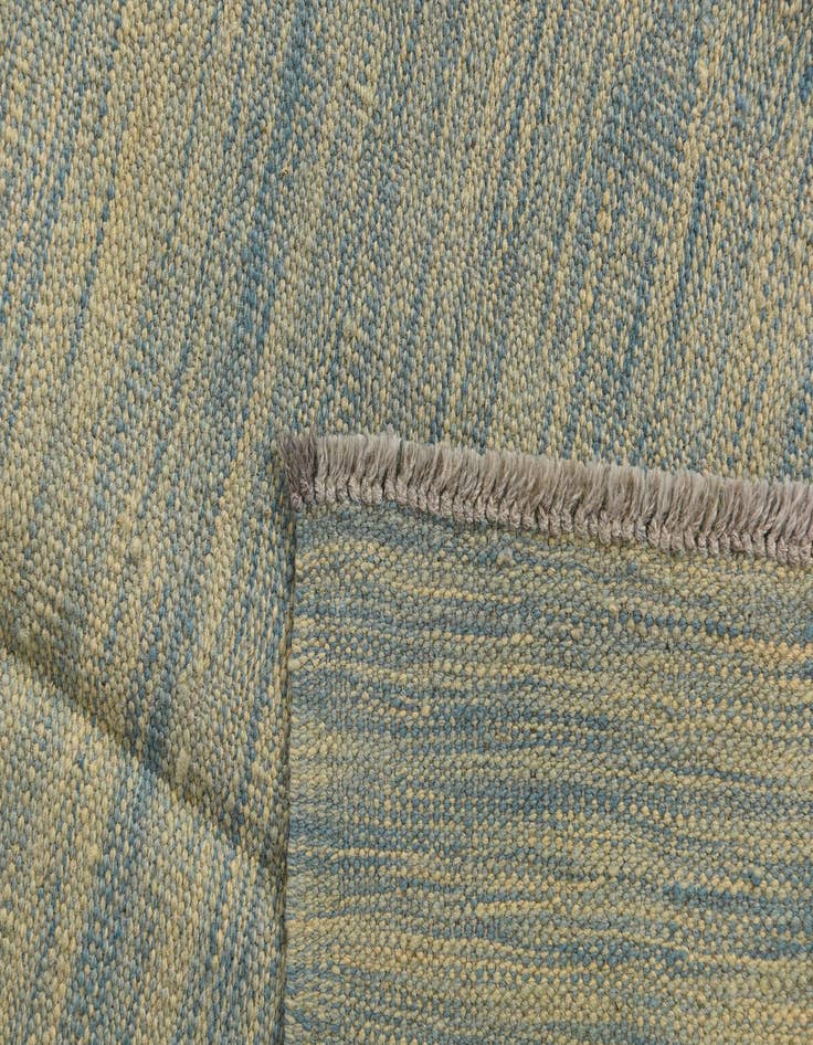 Detail image of 4' x 6'  Hand Woven Kilim Modern Wool Rug