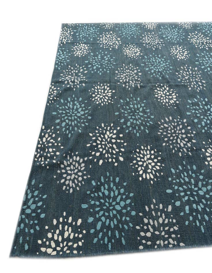 Detail image of 9' 1 x 11' 2  Hand Woven Kilim Modern Rug