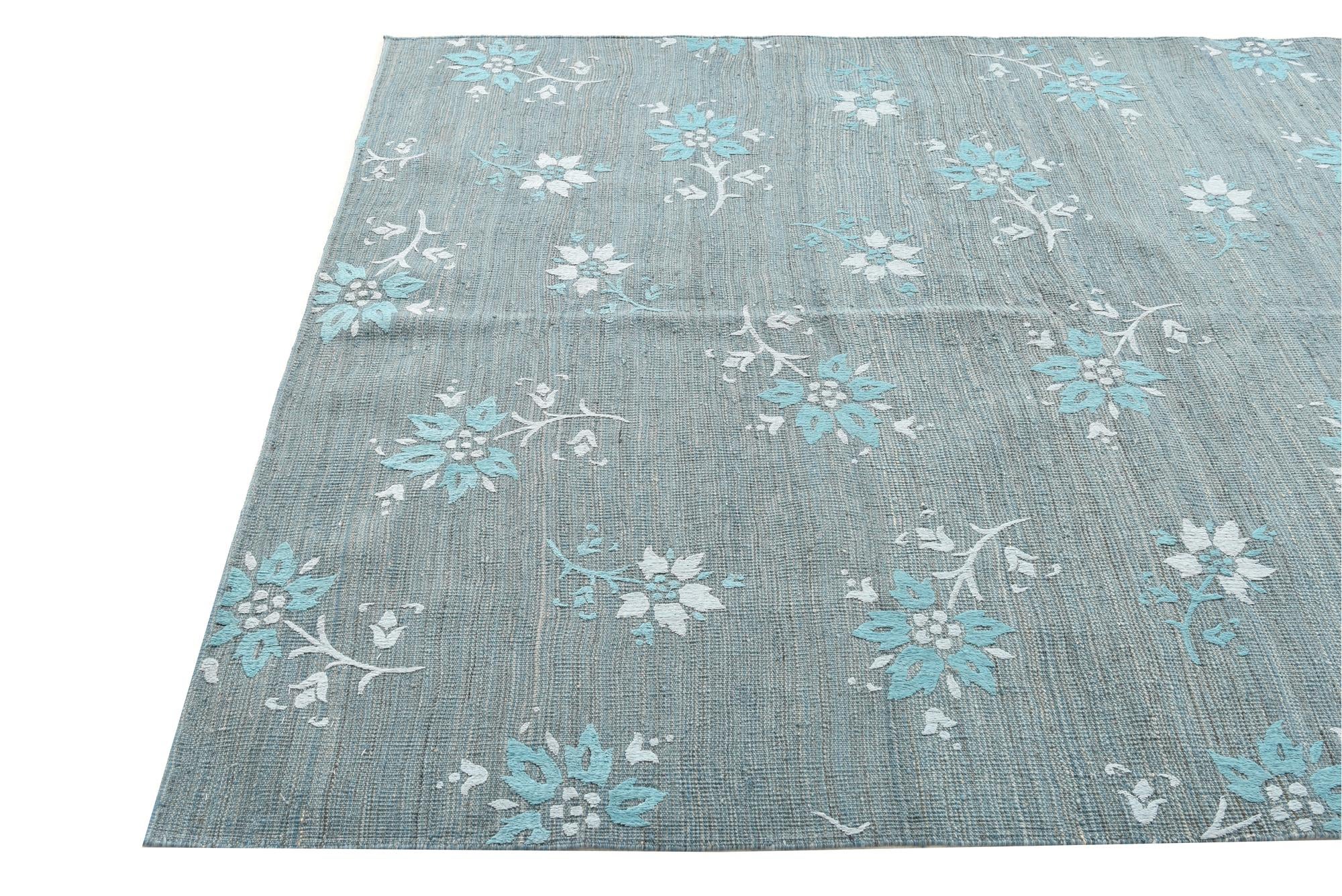 5' 5 x 7' 11 Hand Woven Kilim Modern Rug