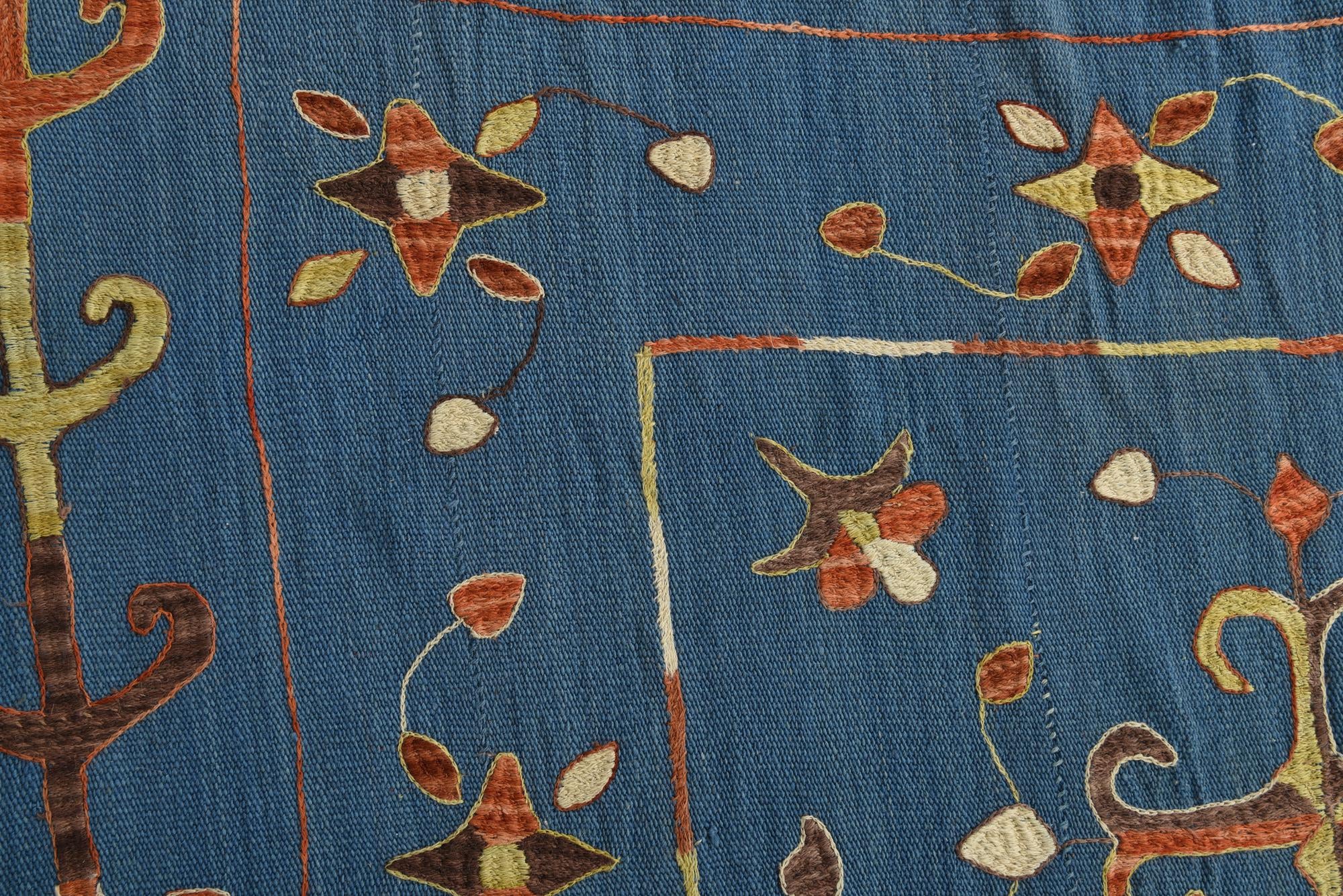 5' 10 x 7' 7 Hand Woven Kilim Suzani Wool Rug