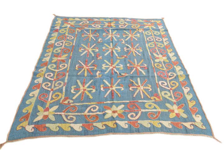 5' 6 x 7' Hand Woven Kilim Suzani Wool Rug