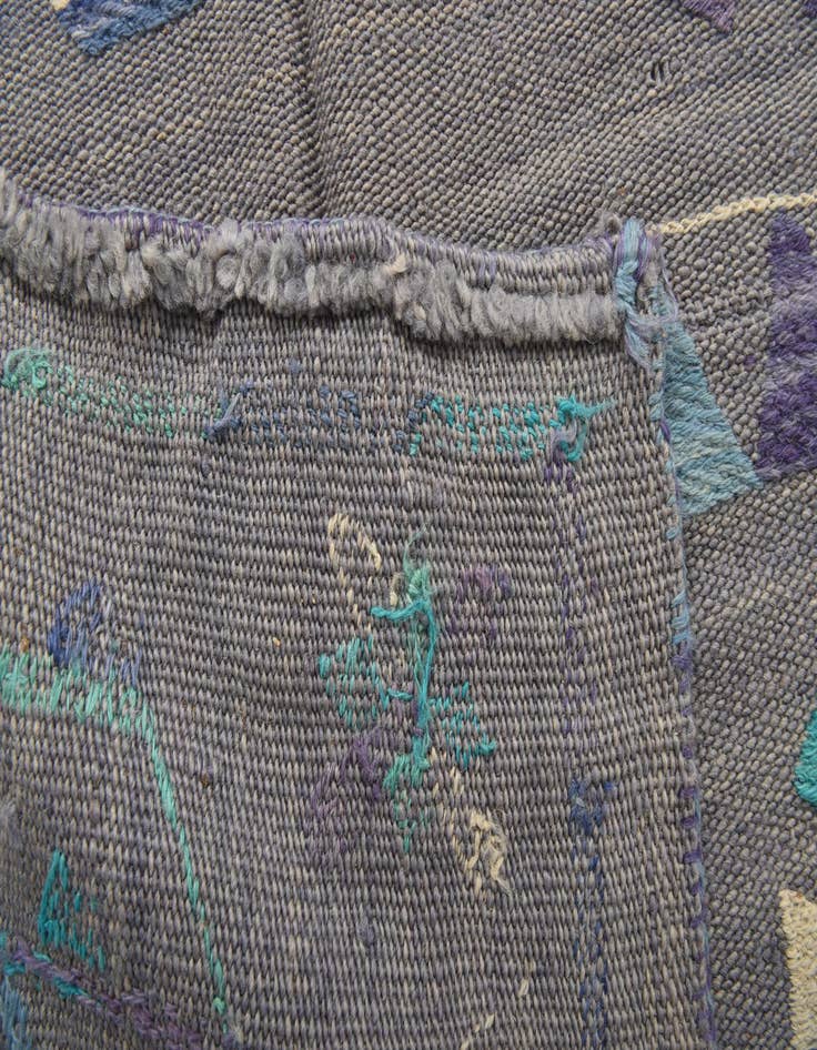 Detail image of 6' 5 x 8' 8  Hand Woven Kilim Suzani Wool Rug