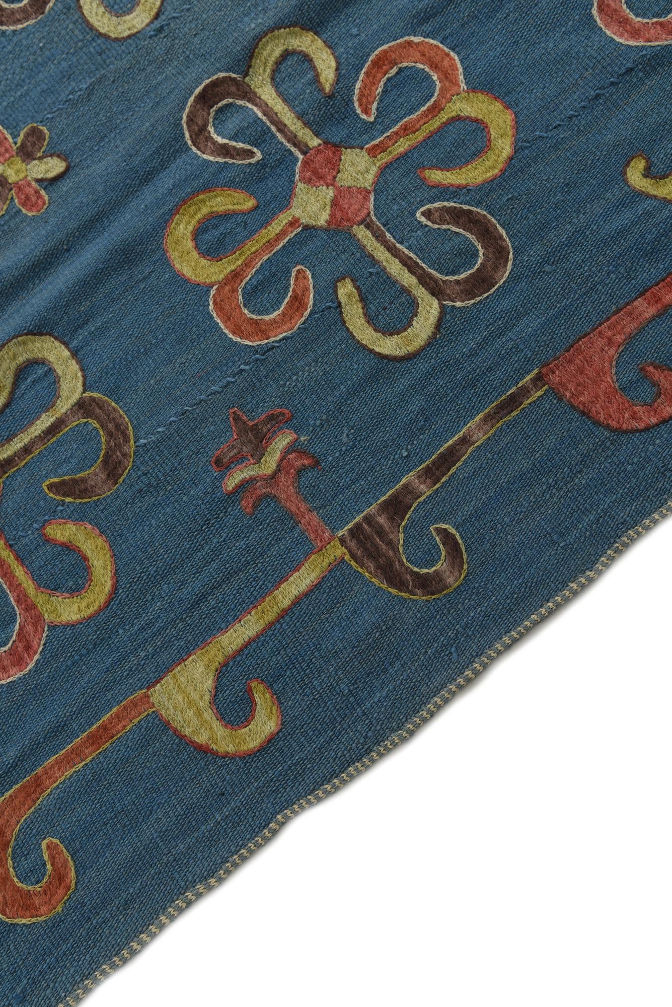 5' 6 x 7' 8 Hand Woven Kilim Suzani Wool Rug