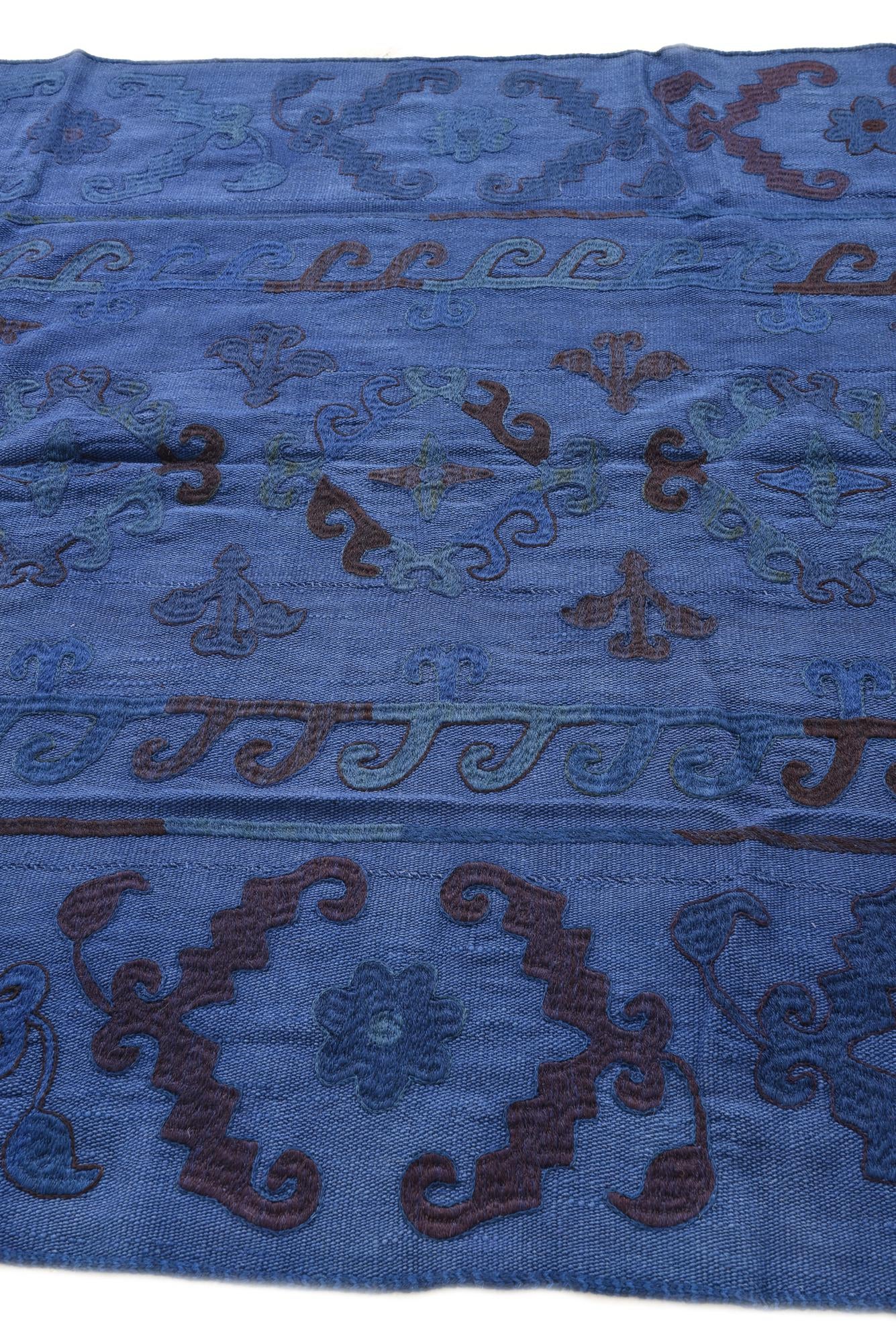 5' 7 x 7' 6 Hand Woven Kilim Suzani Wool Rug