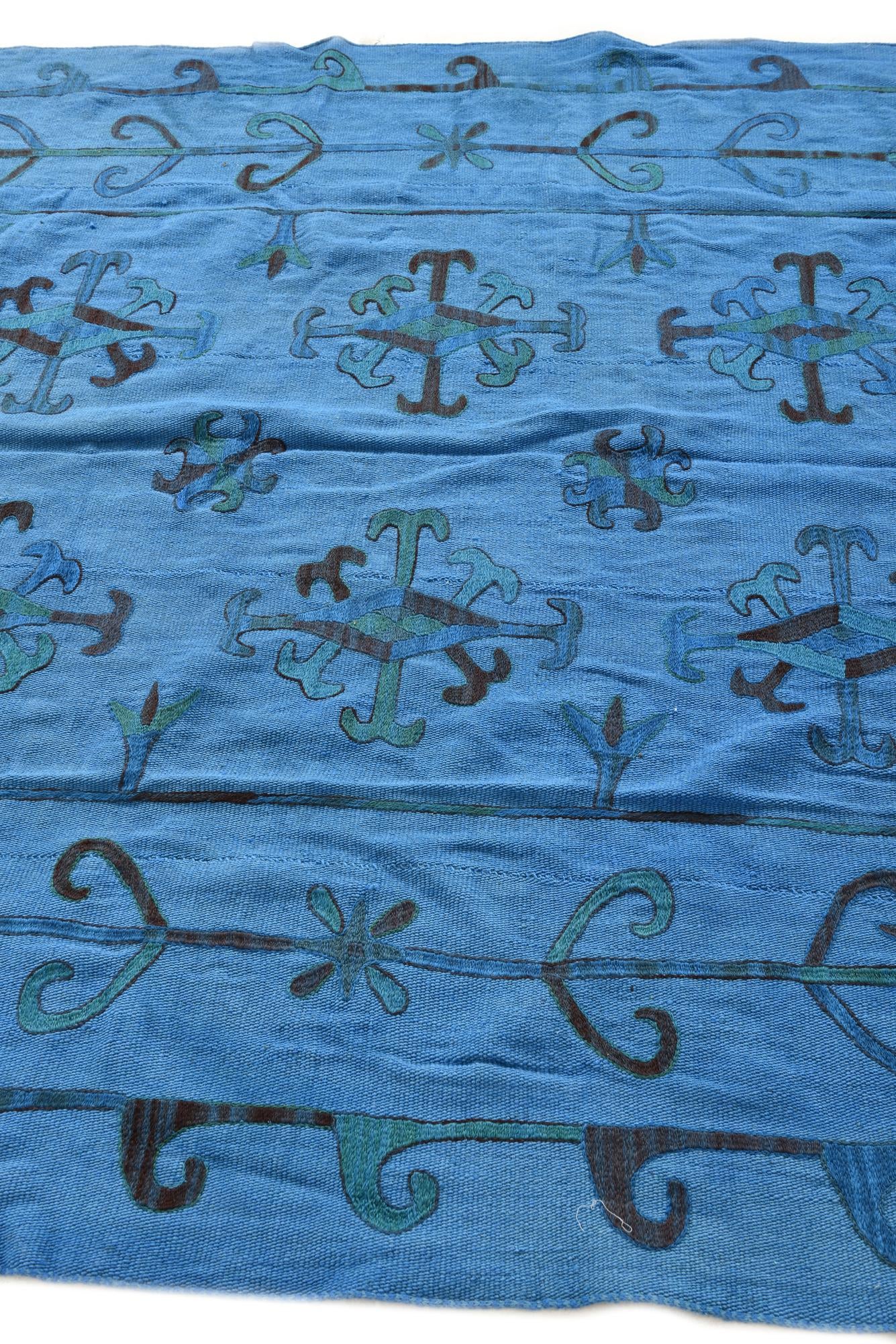 6' x 7' 3 Hand Woven Kilim Suzani Wool Rug
