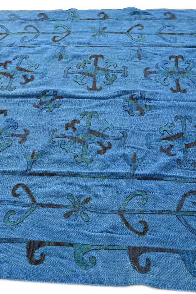 Detail image of 6' x 7' 3 Hand Woven Kilim Suzani Wool Rug