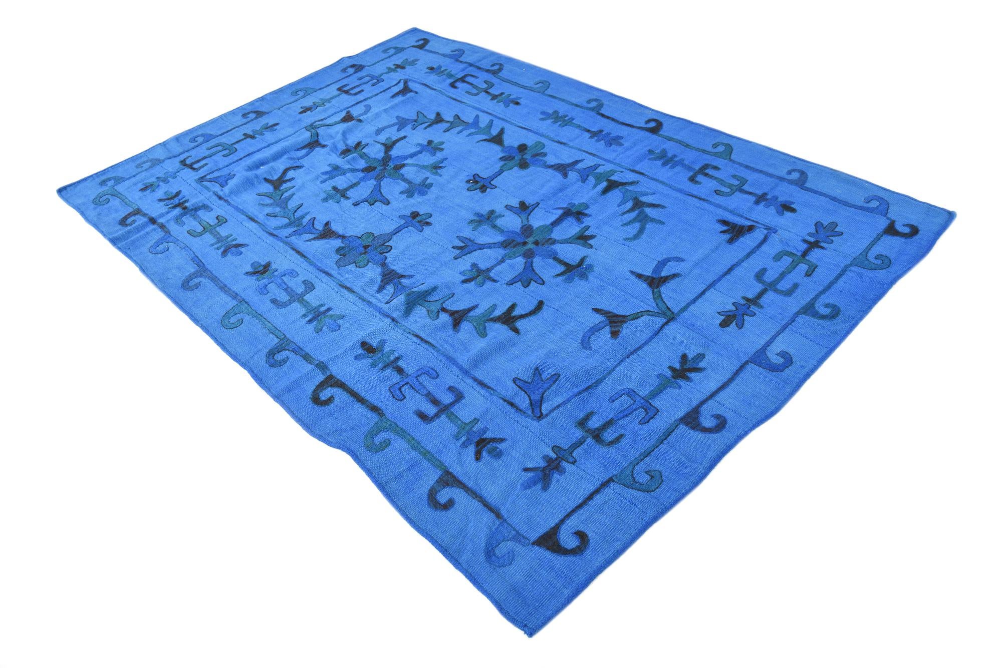 5' 4 x 7' 6 Hand Woven Kilim Suzani Wool Rug