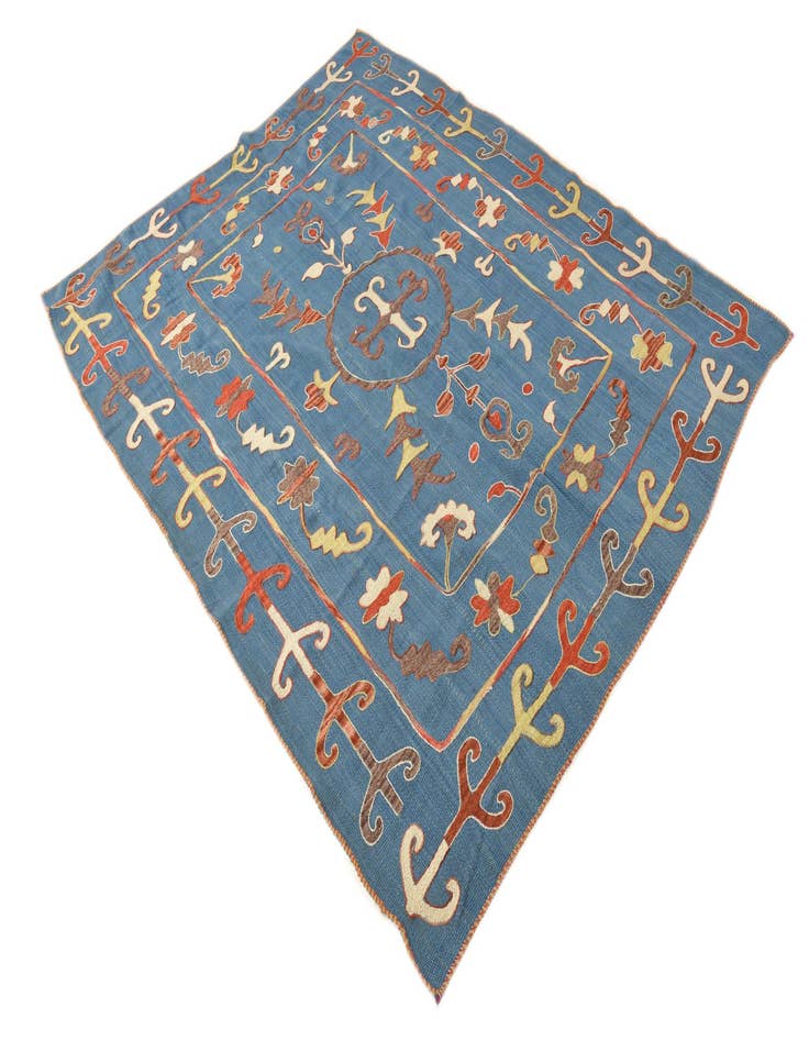 Detail image of 5' 10 x 7' 2  Hand Woven Kilim Suzani Wool Rug