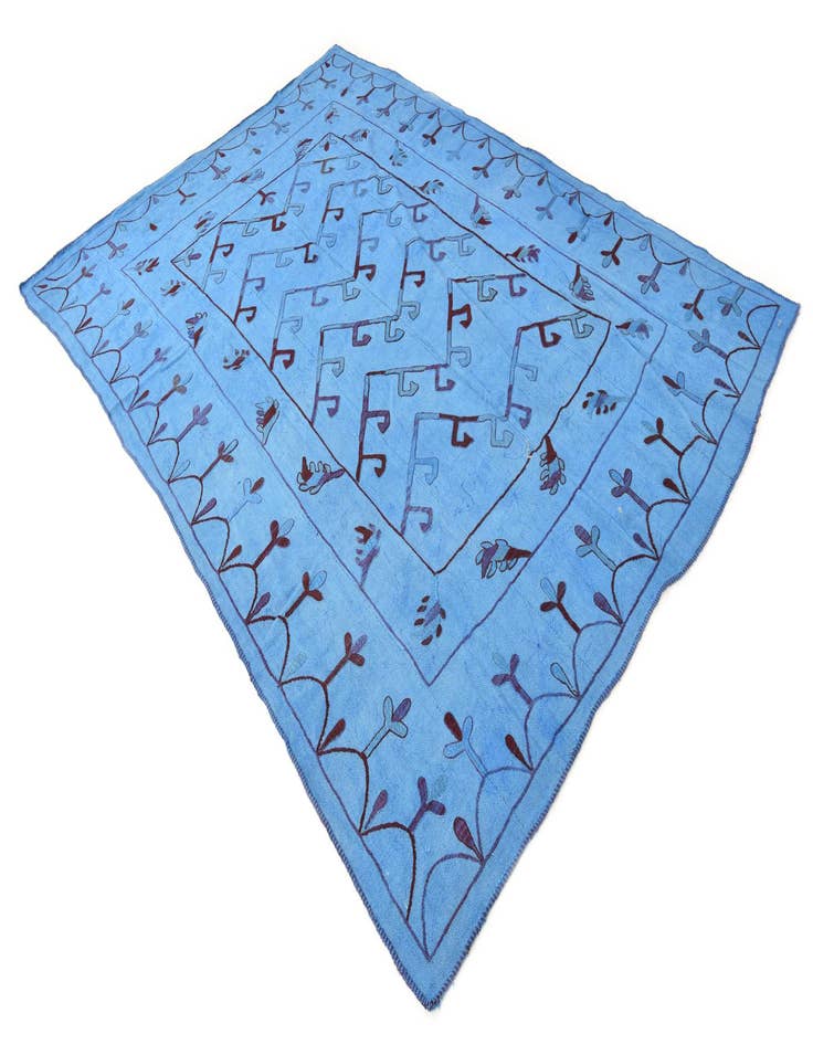 Detail image of 6' 9 x 9' 4  Hand Woven Kilim Suzani Wool Rug