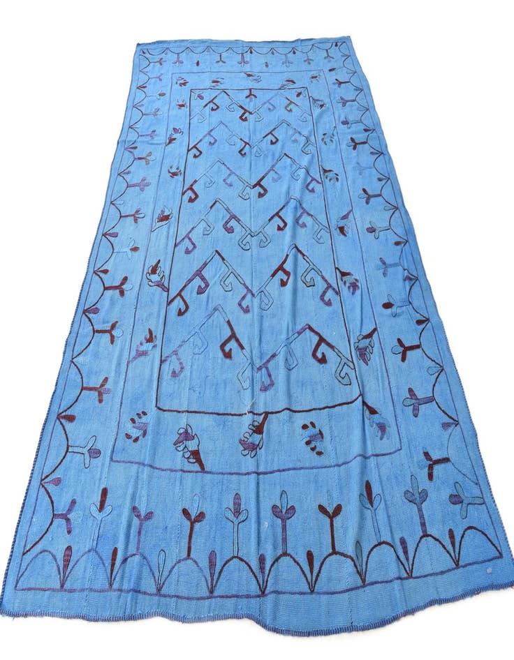 Detail image of 6' 9 x 9' 4  Hand Woven Kilim Suzani Wool Rug