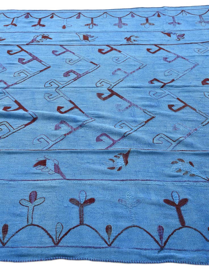 Detail image of 6' 9 x 9' 4  Hand Woven Kilim Suzani Wool Rug