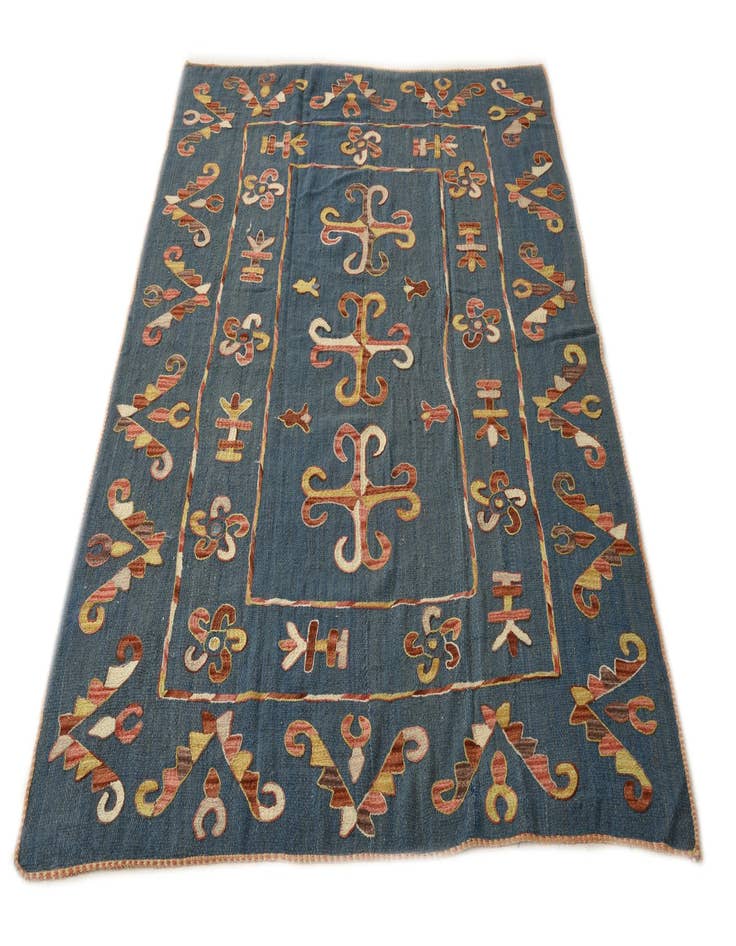 Detail image of 4' 9 x 6' 6  Hand Woven Kilim Suzani Wool Rug