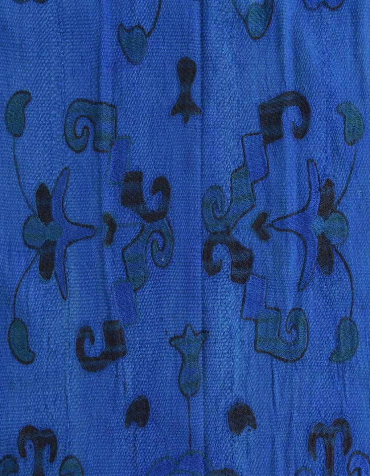 Detail image of 6' 4 x 9' 2  Hand Woven Kilim Suzani Wool Rug