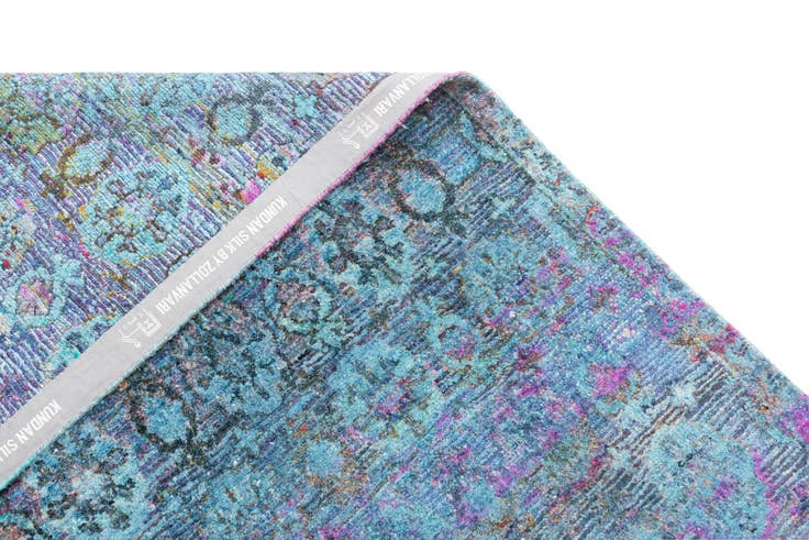 Detail image of 8' 7 x 12' 10 Hand Knotted Kundan Rug
