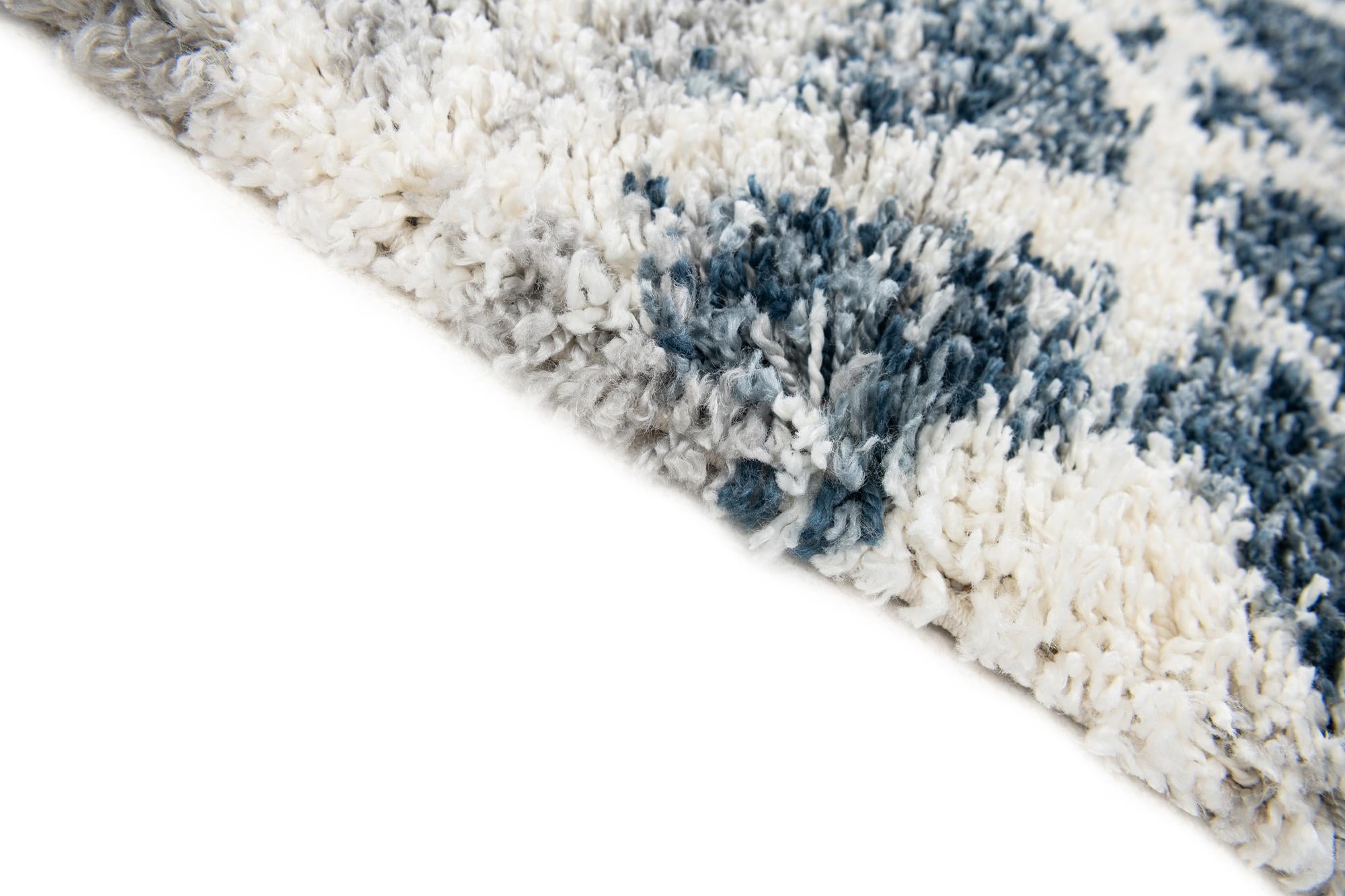 5' 4 x 7' 8 Lagom Shag Rug
