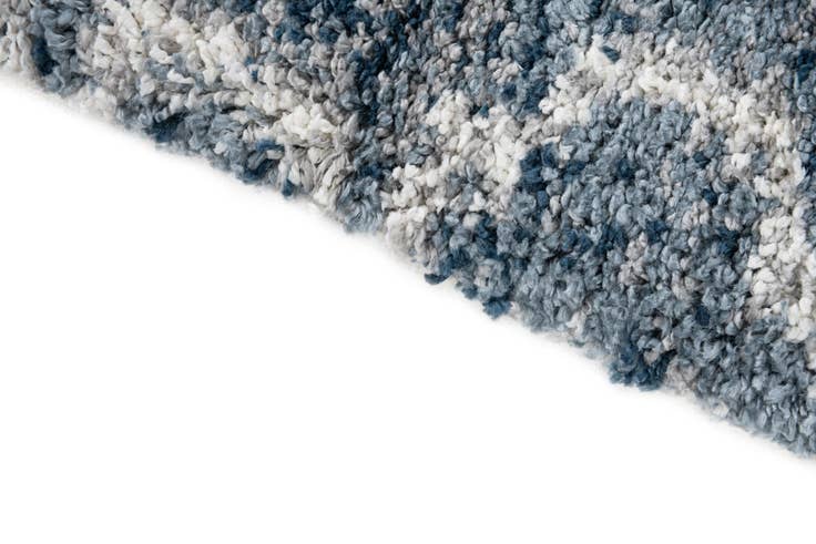 Detail image of 5' 4 x 7' 7 Lagom Shag Rug