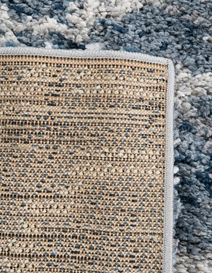 Detail image of 5' 4 x 7' 7 Lagom Shag Rug