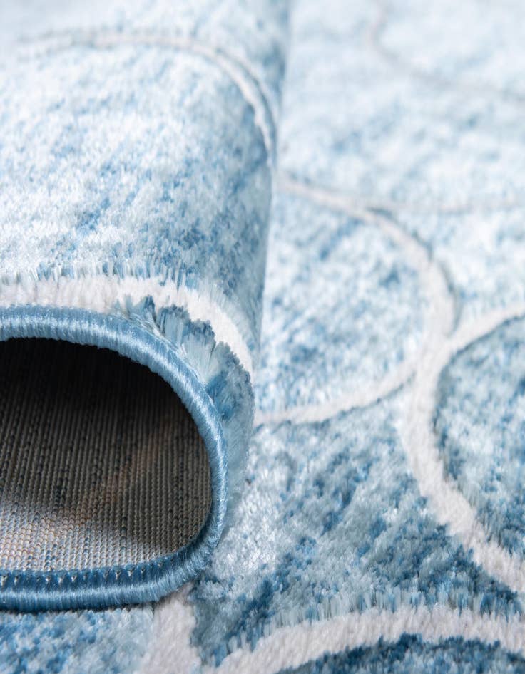 Detail image of 4' x 6' Lattice Trellis Rug