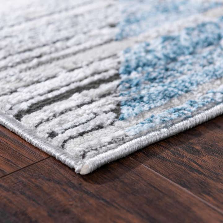 8' x 11' Leipzig Rug