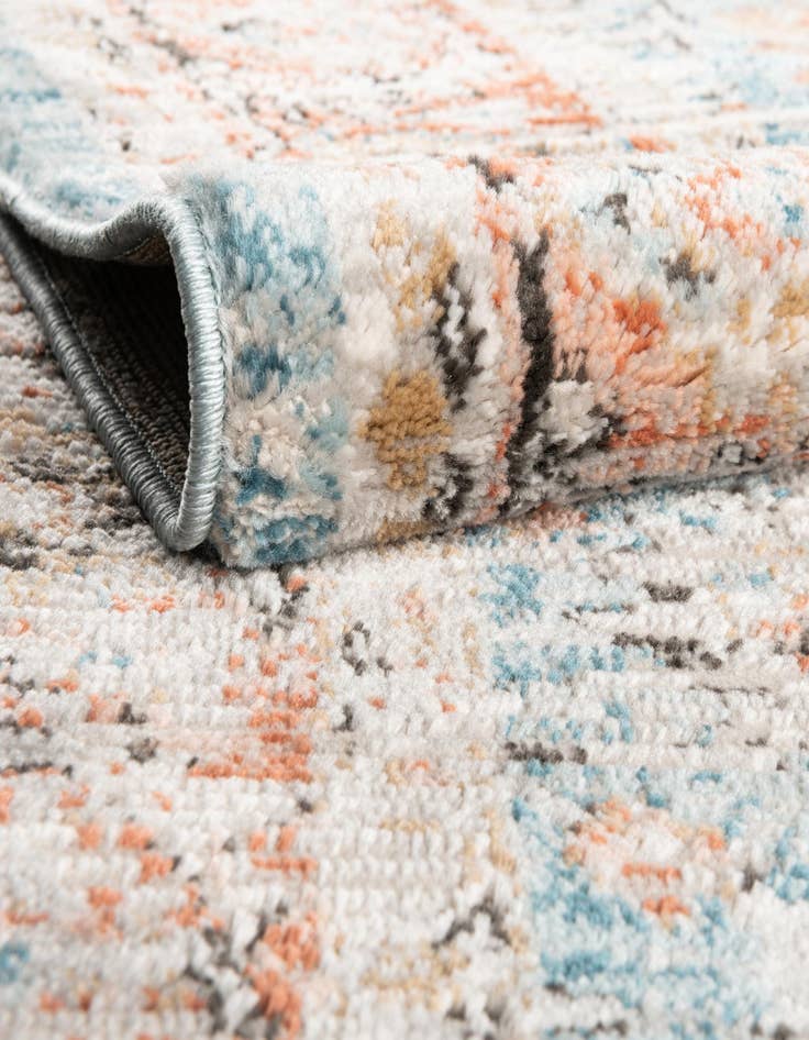 Detail image of 5' 3 x 7' Leipzig Rug