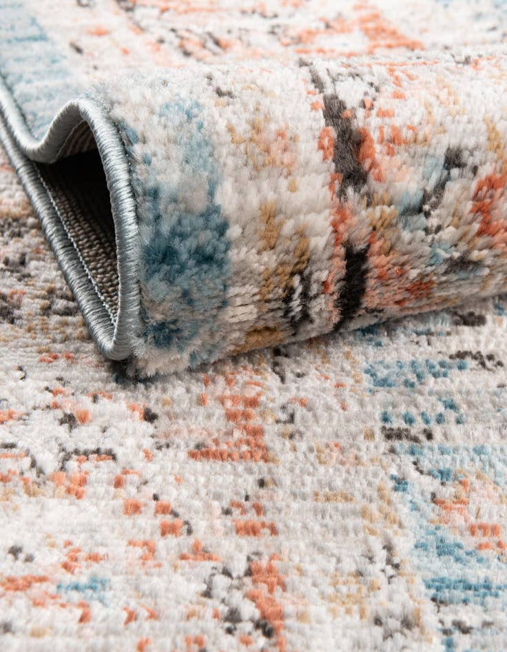 Detail image of 5' 3 x 7' Leipzig Rug