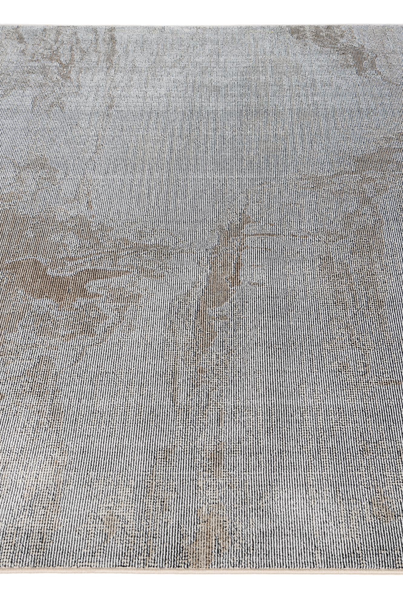 5' 4 x 7' 9 Lola Rug